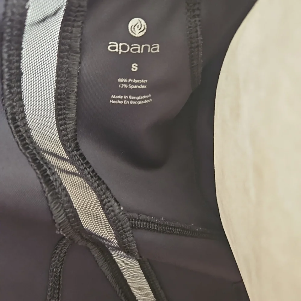 Apana size small